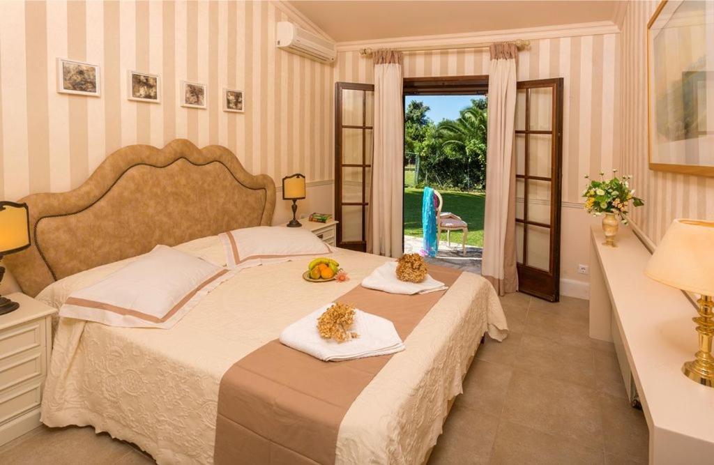 Villa V&v Almiros strand